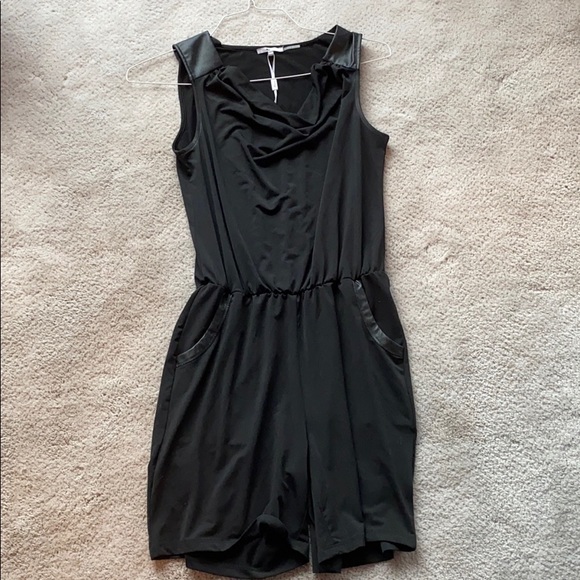 Black romper with leather details - Picture 2 of 5